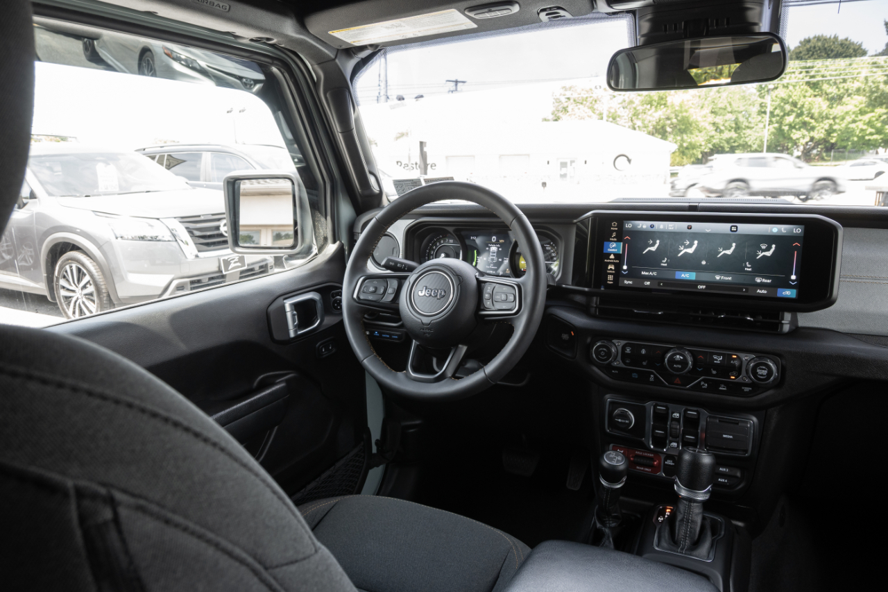 Jeep Wrangler 4xe Willys 4x4 2024