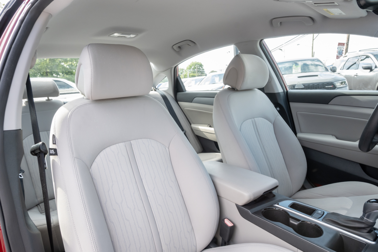 Hyundai Sonata Hybrid 4dr Sdn SE 2016