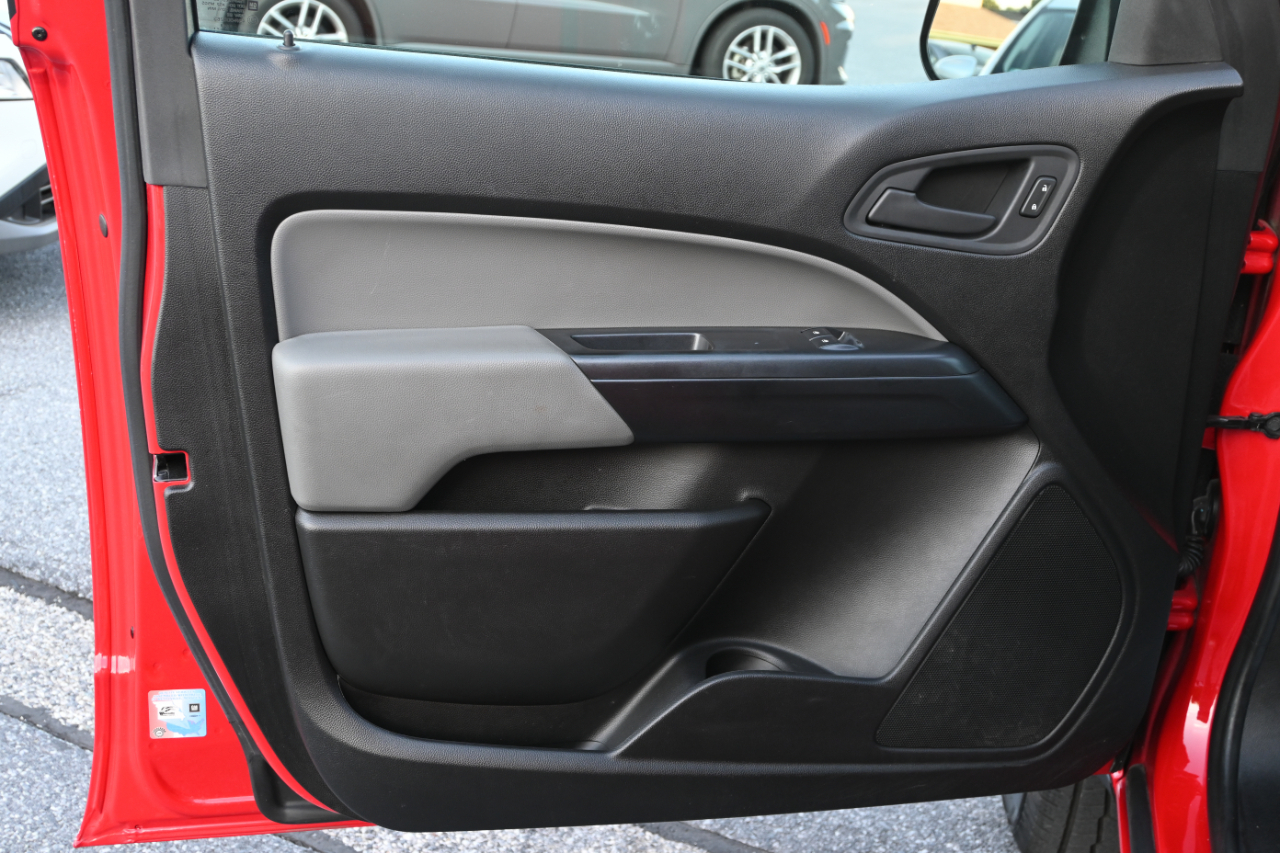 Chevrolet Colorado 2WD Ext Cab 128.3" Work Truck 2018