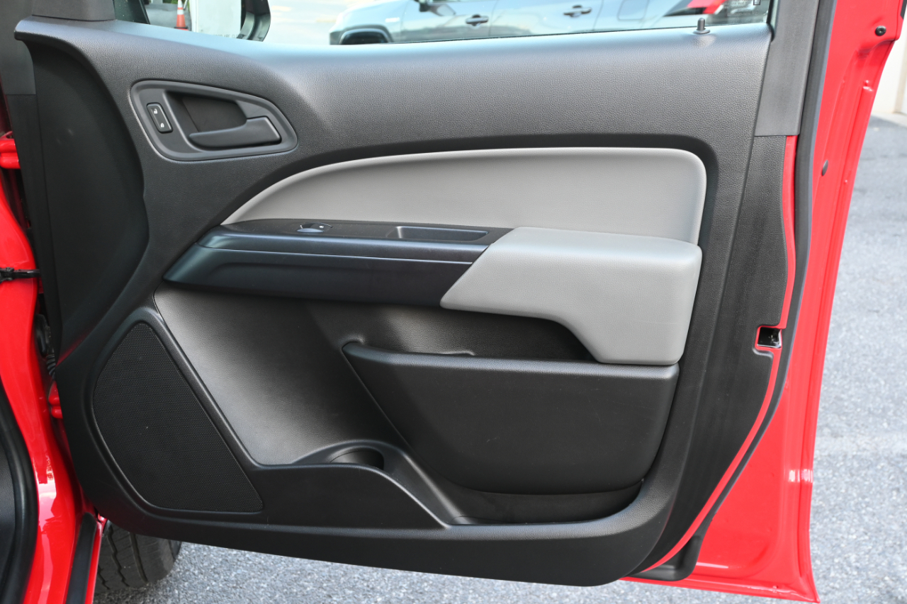 Chevrolet Colorado 2WD Ext Cab 128.3" Work Truck 2018