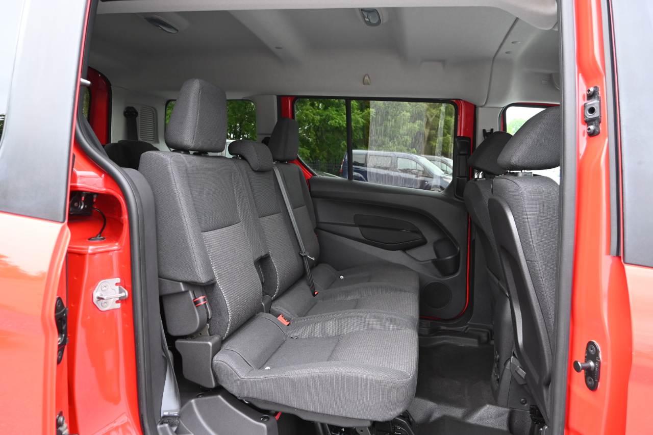 Ford Transit Connect Wagon XL LWB w/Rear Liftgate 2017