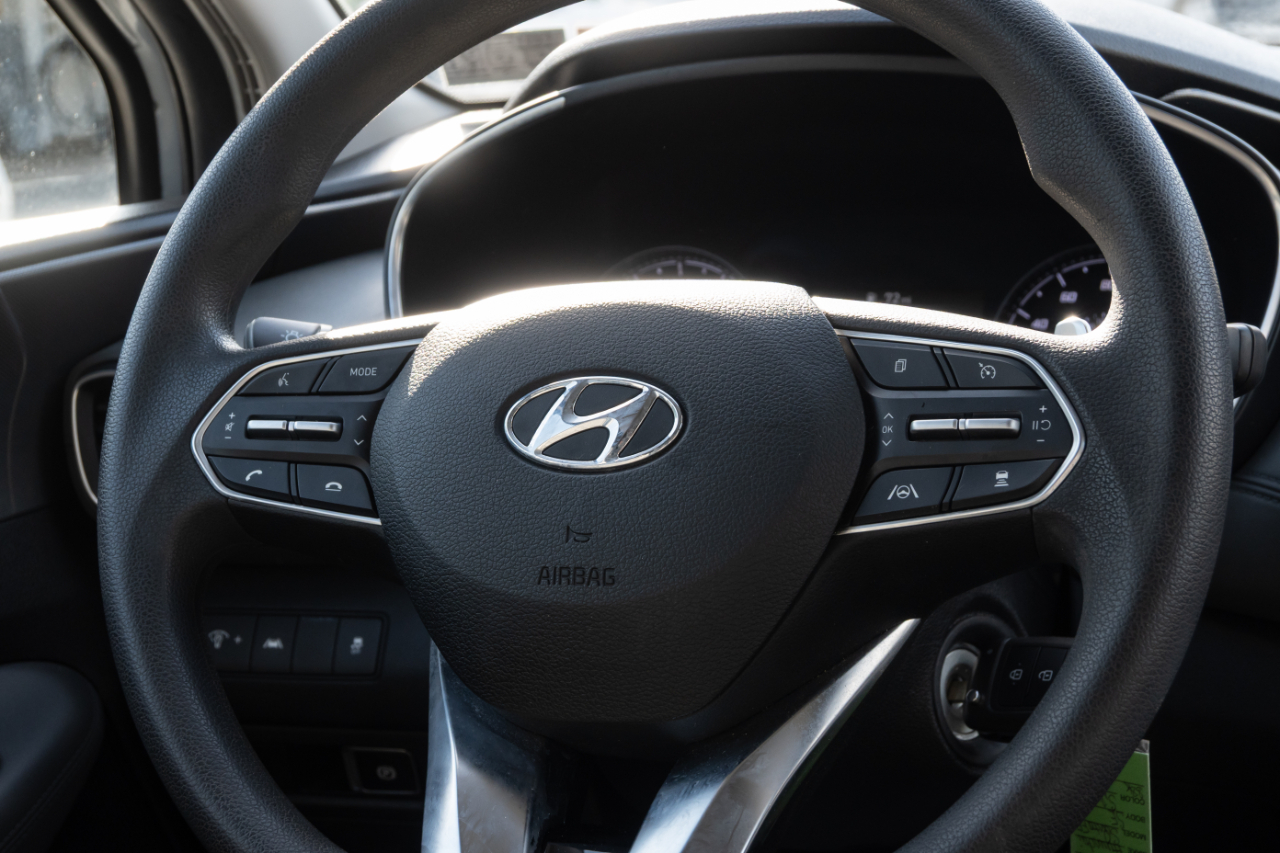 Hyundai Santa Fe SE FWD 2021