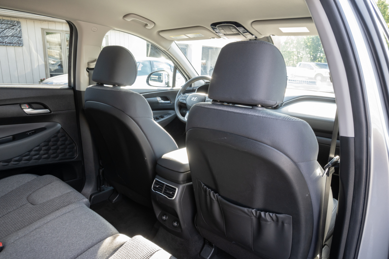 Hyundai Santa Fe SE FWD 2021