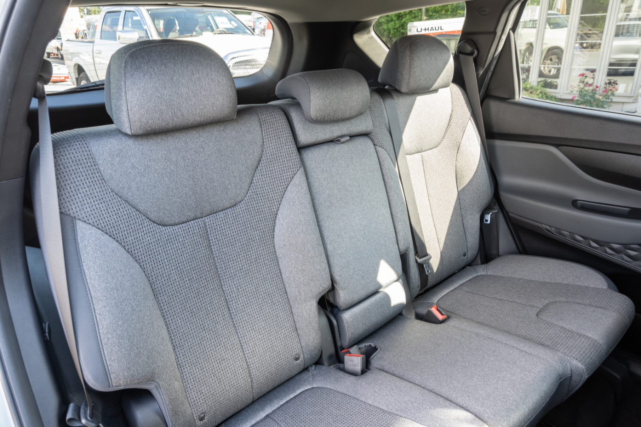 Hyundai Santa Fe SE FWD 2021