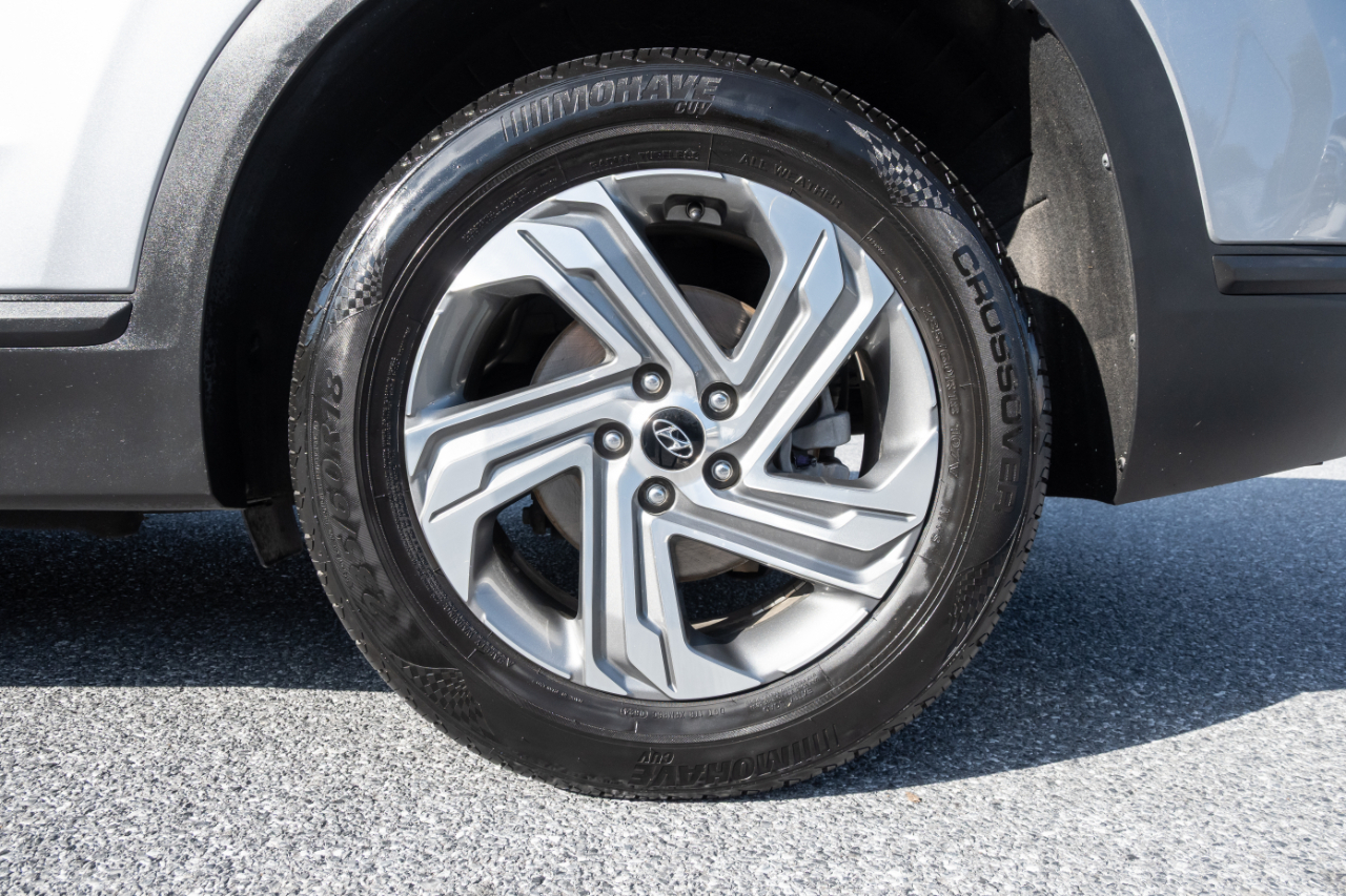 Hyundai Santa Fe SE FWD 2021