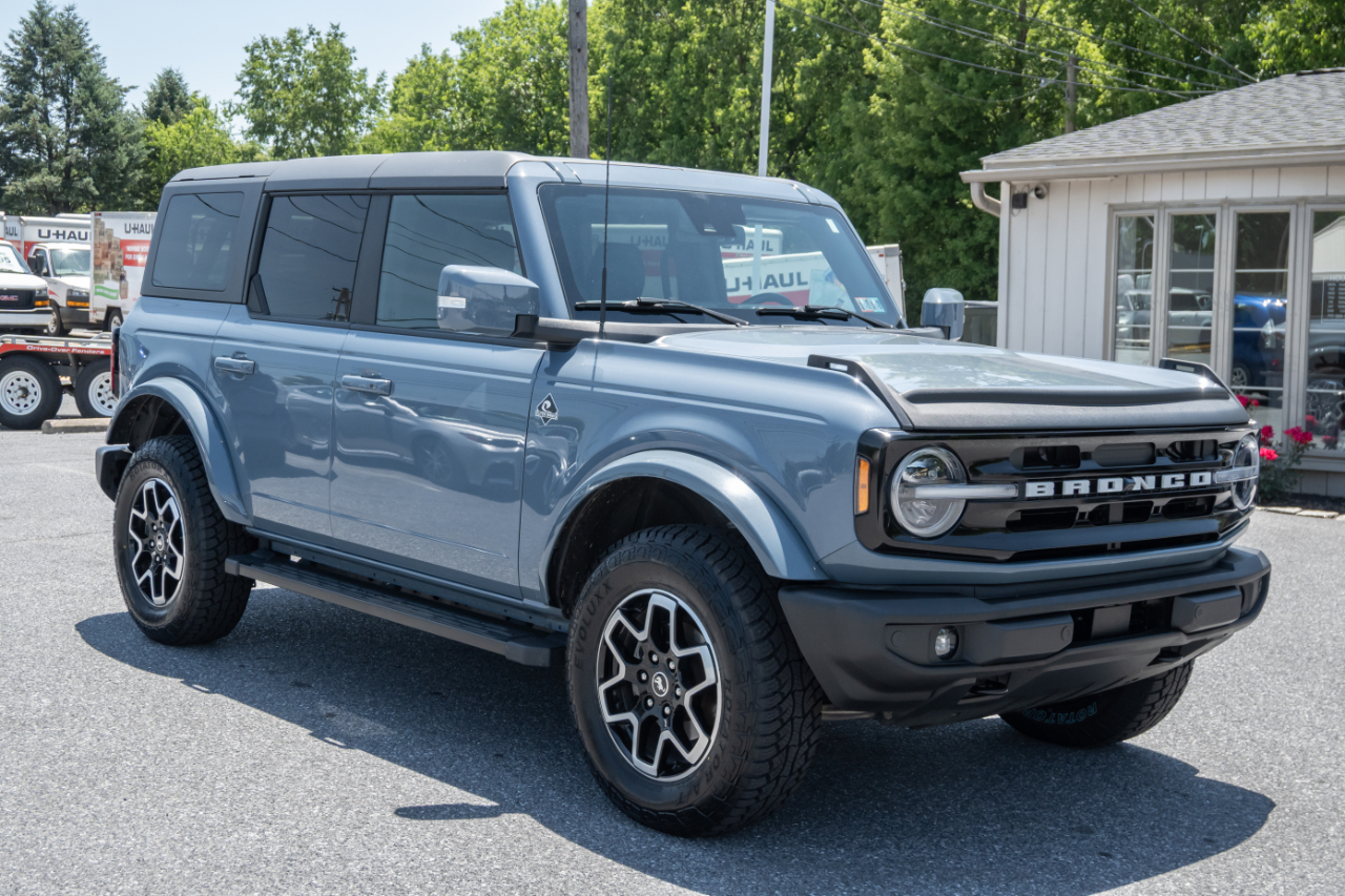 Ford Bronco Outer Banks 4 Door 4x4 2024