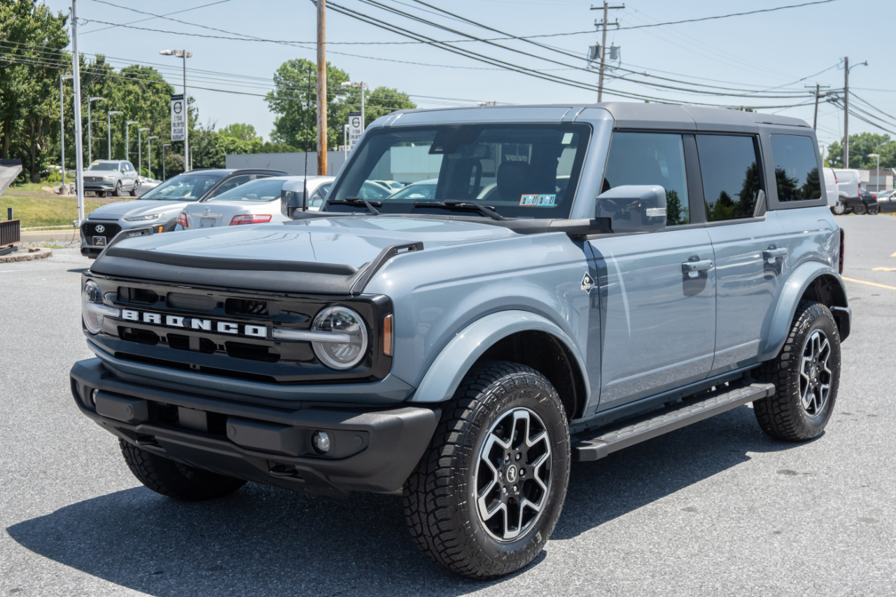 Ford Bronco Outer Banks 4 Door 4x4 2024