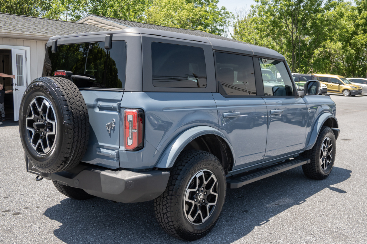 Ford Bronco Outer Banks 4 Door 4x4 2024