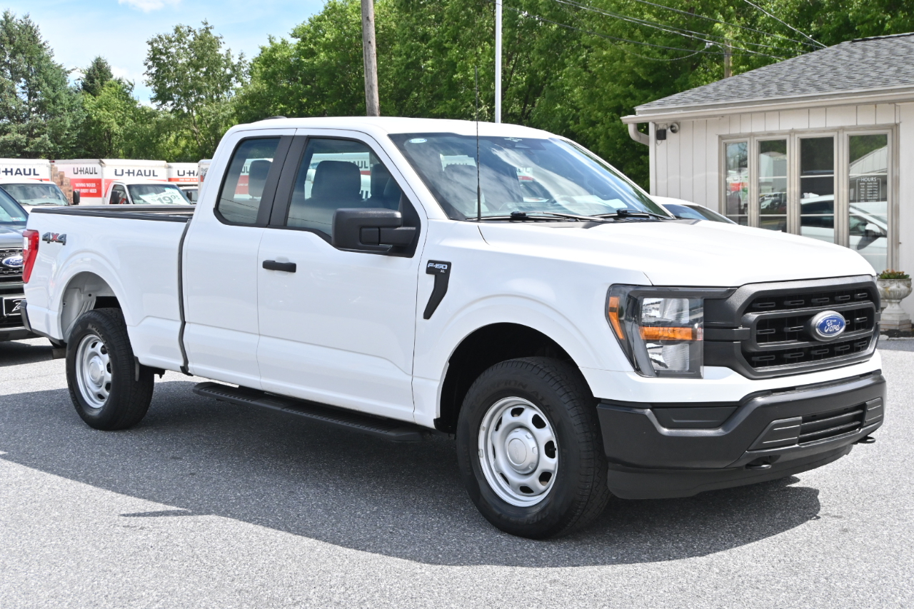 Ford F-150 XL SuperCab 6.5-ft. Bed 4WD 2023