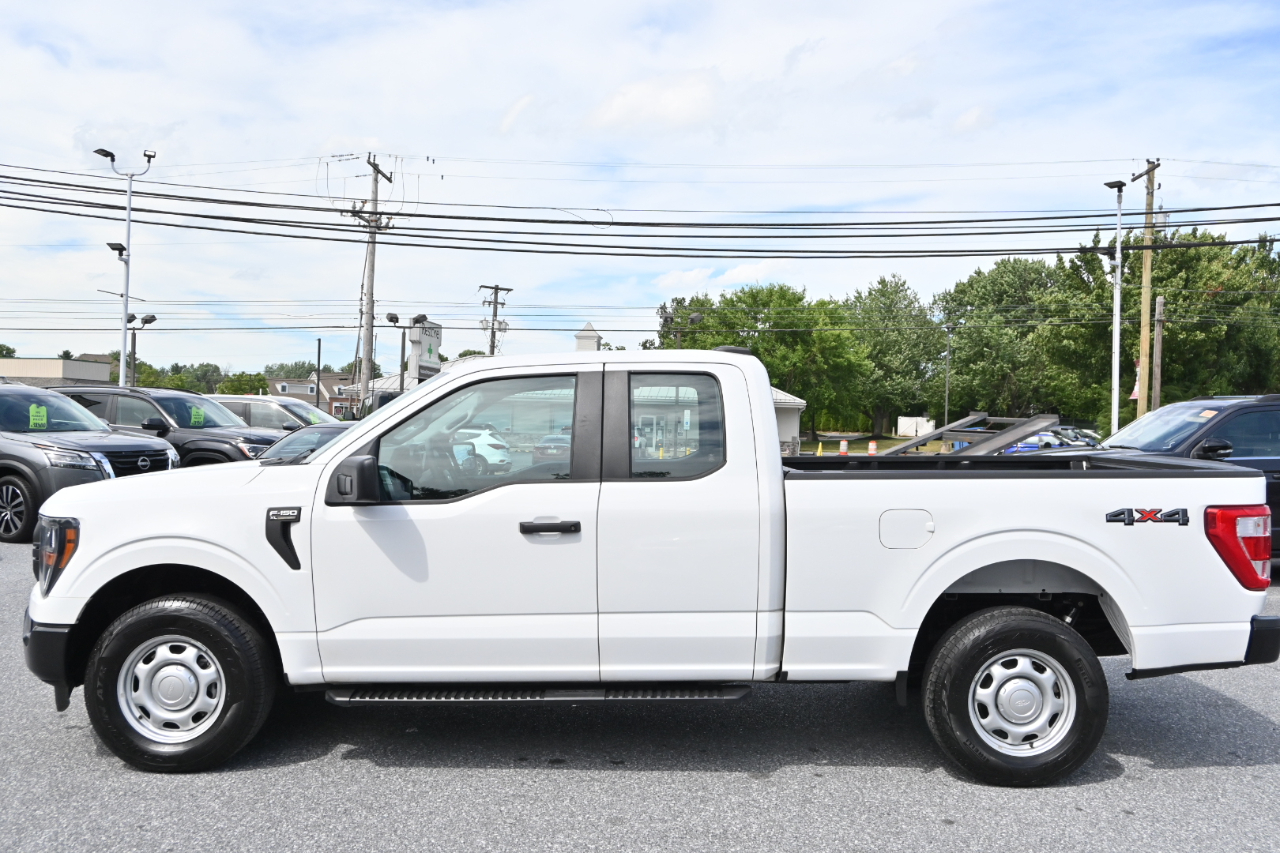Ford F-150 XL SuperCab 6.5-ft. Bed 4WD 2023