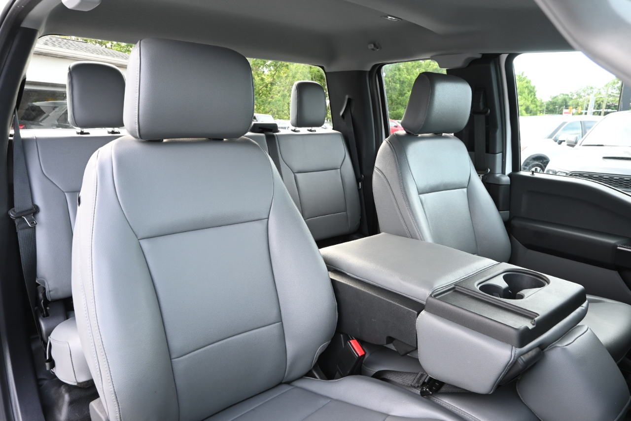 Ford F-150 XL SuperCab 6.5-ft. Bed 4WD 2023