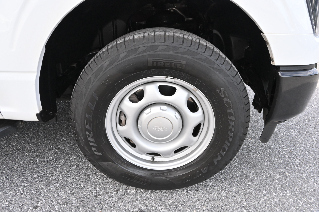 Ford F-150 XL SuperCab 6.5-ft. Bed 4WD 2023
