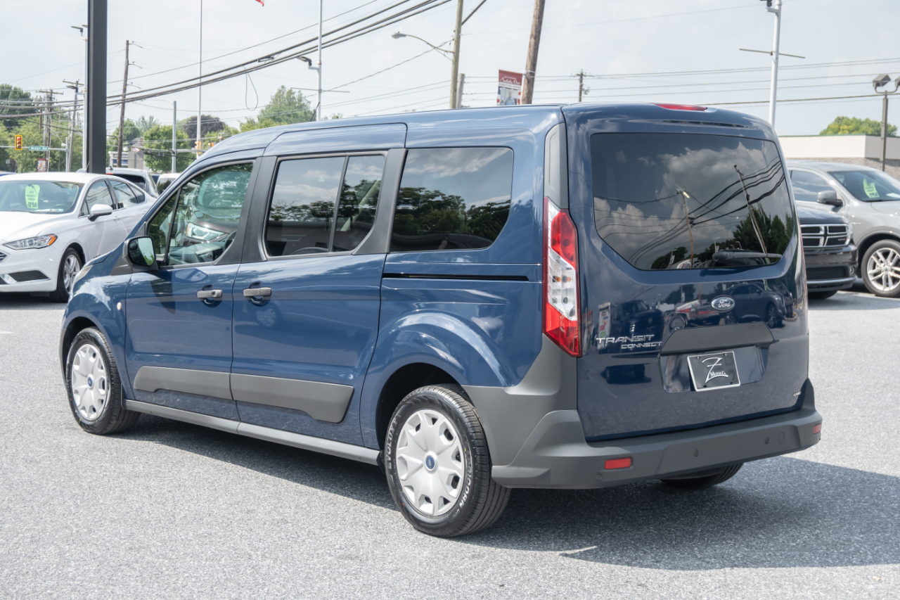 Ford Transit Connect Wagon XL LWB w/Rear Liftgate 2017