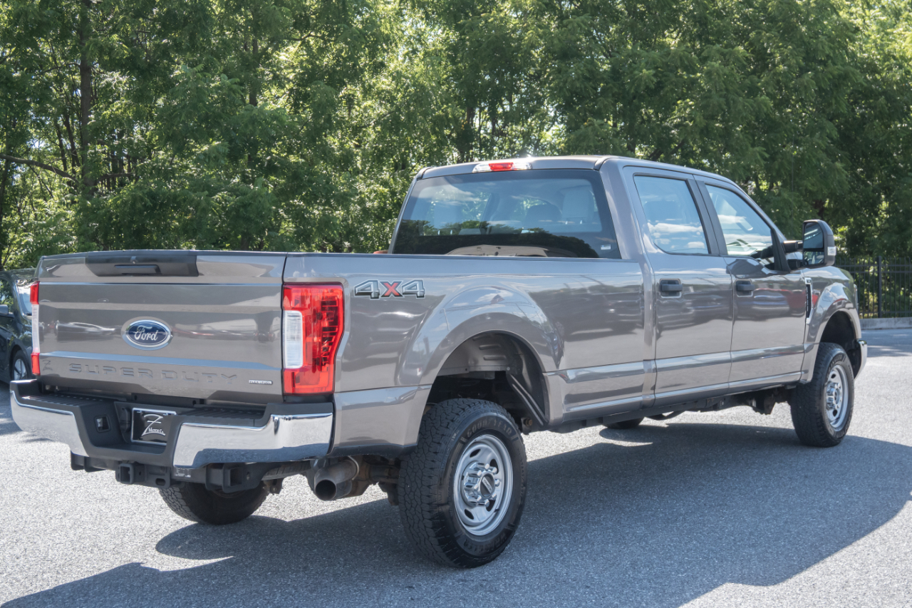 Ford Super Duty F-350 SRW XL 4WD Crew Cab 8' Box 2019