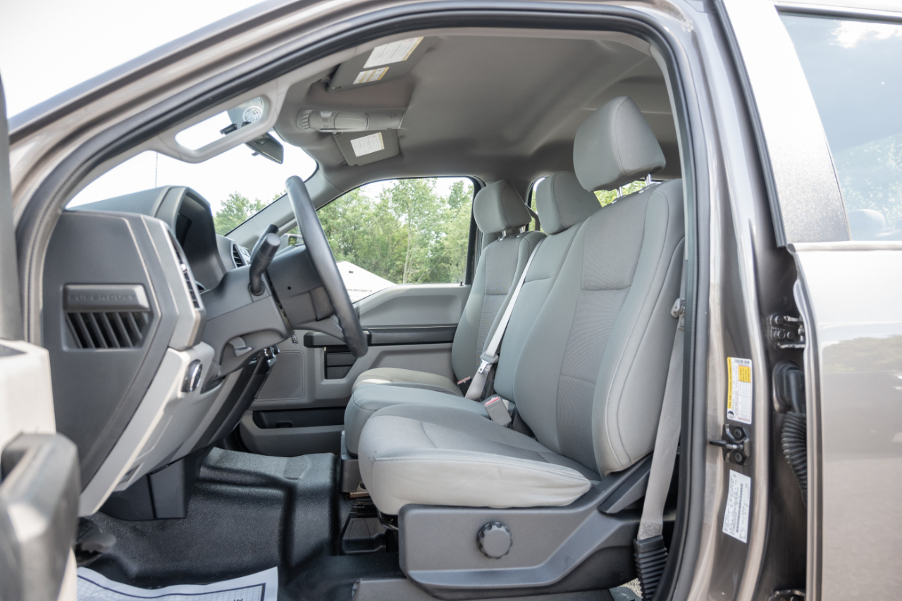 Ford Super Duty F-350 SRW XL 4WD Crew Cab 8' Box 2019