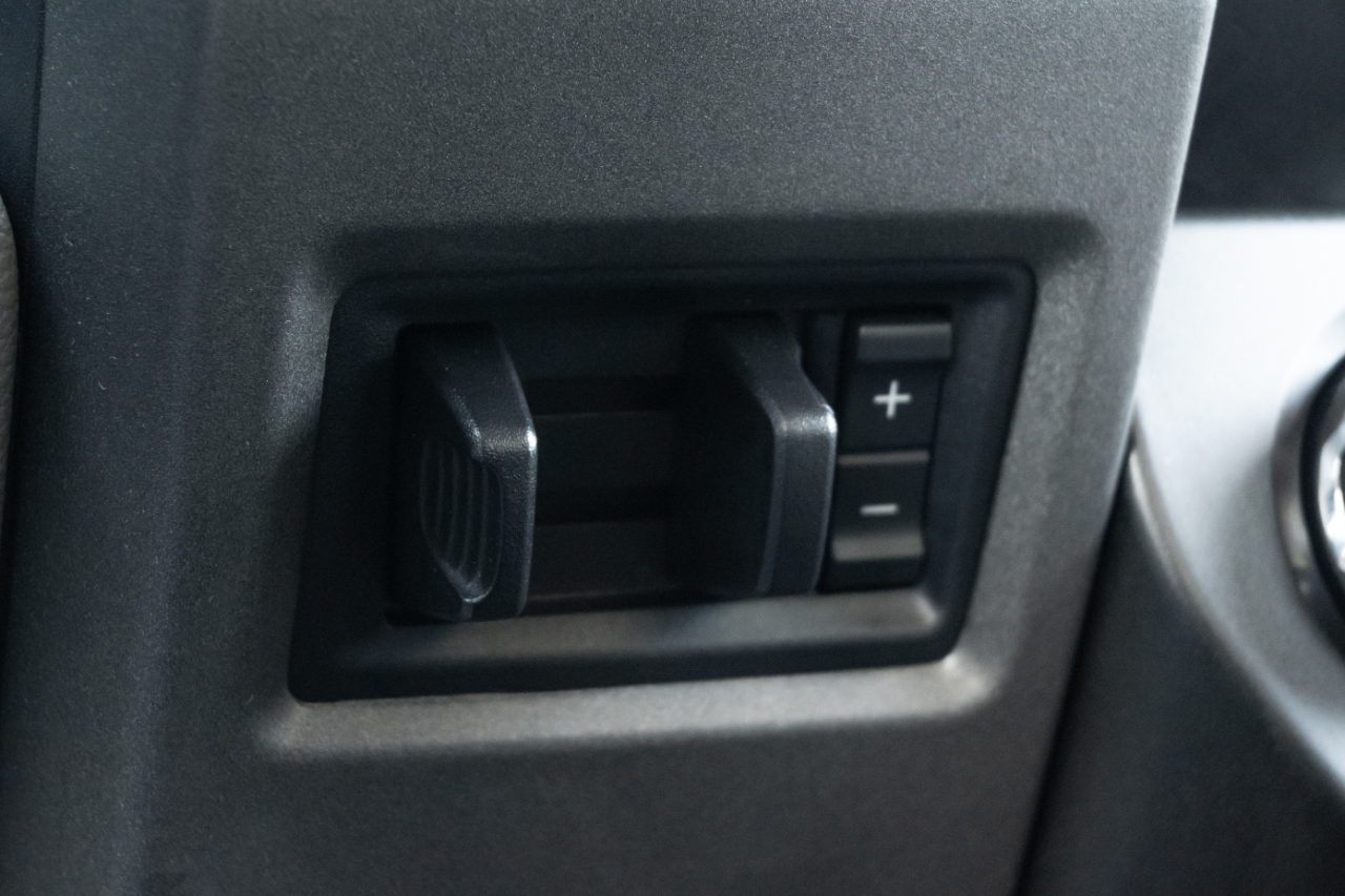 Ford Super Duty F-350 SRW XL 4WD Crew Cab 8' Box 2019