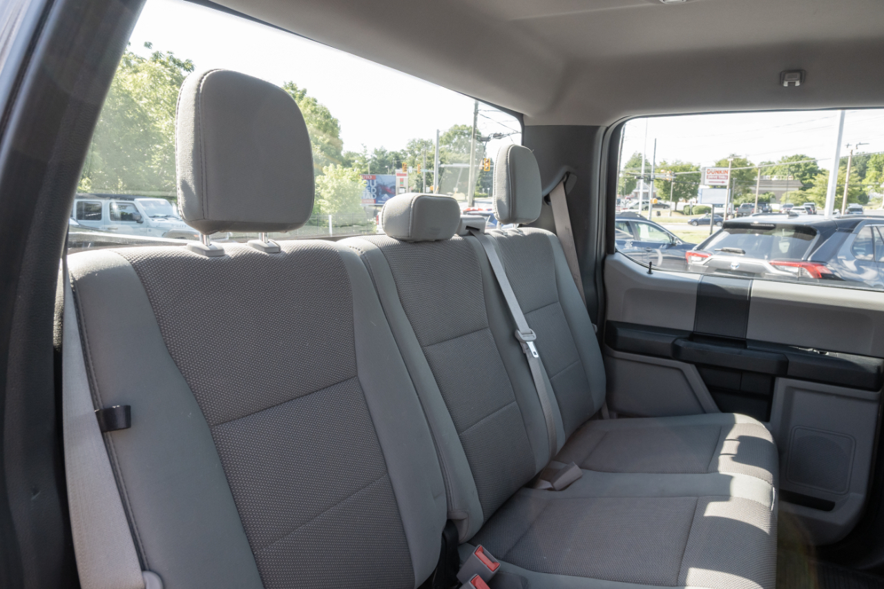 Ford Super Duty F-350 SRW XL 4WD Crew Cab 8' Box 2019