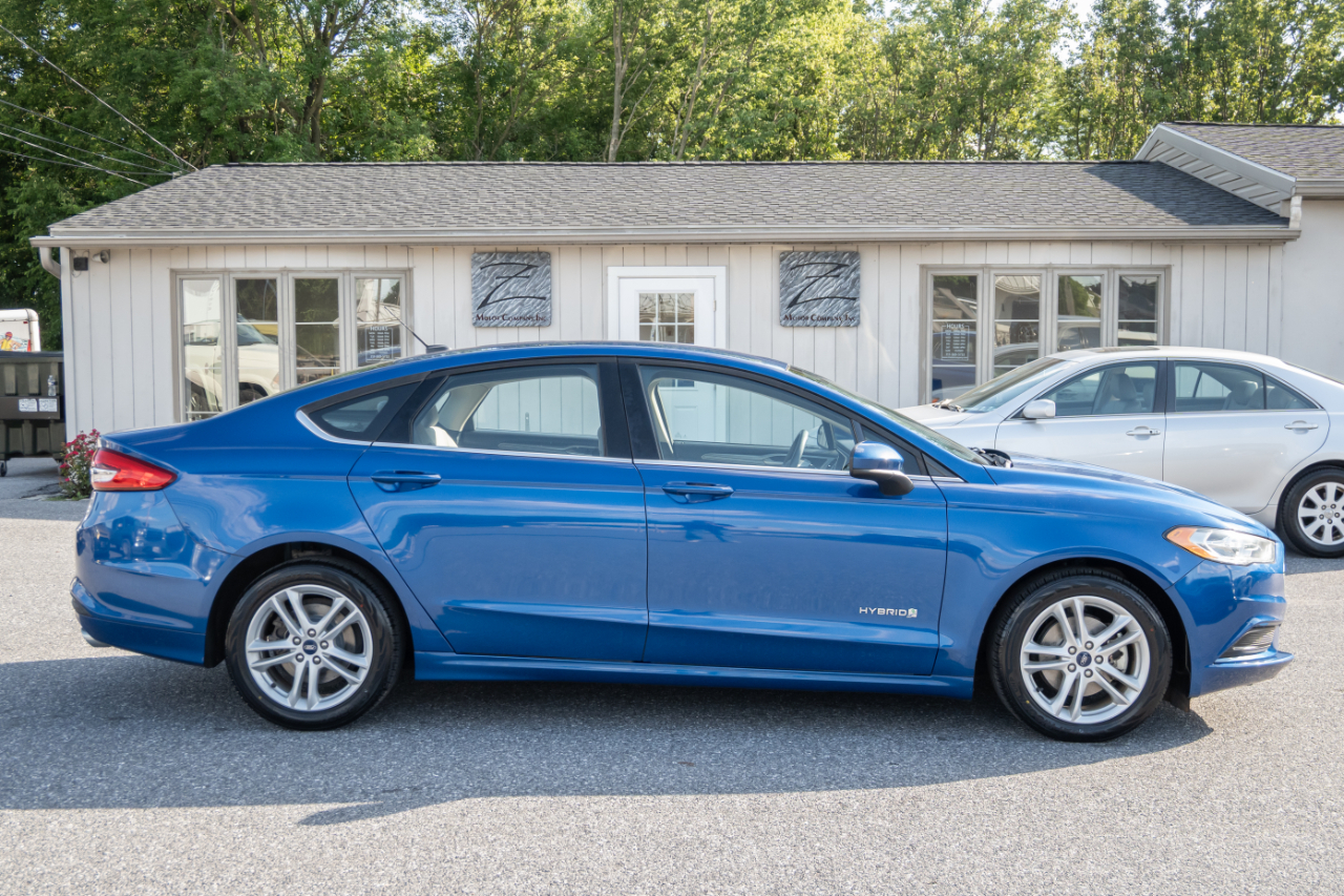 Ford Fusion Hybrid S FWD 2018