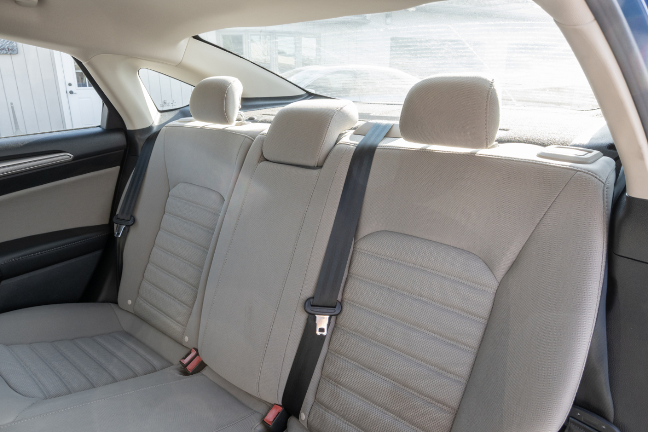 Ford Fusion Hybrid S FWD 2018