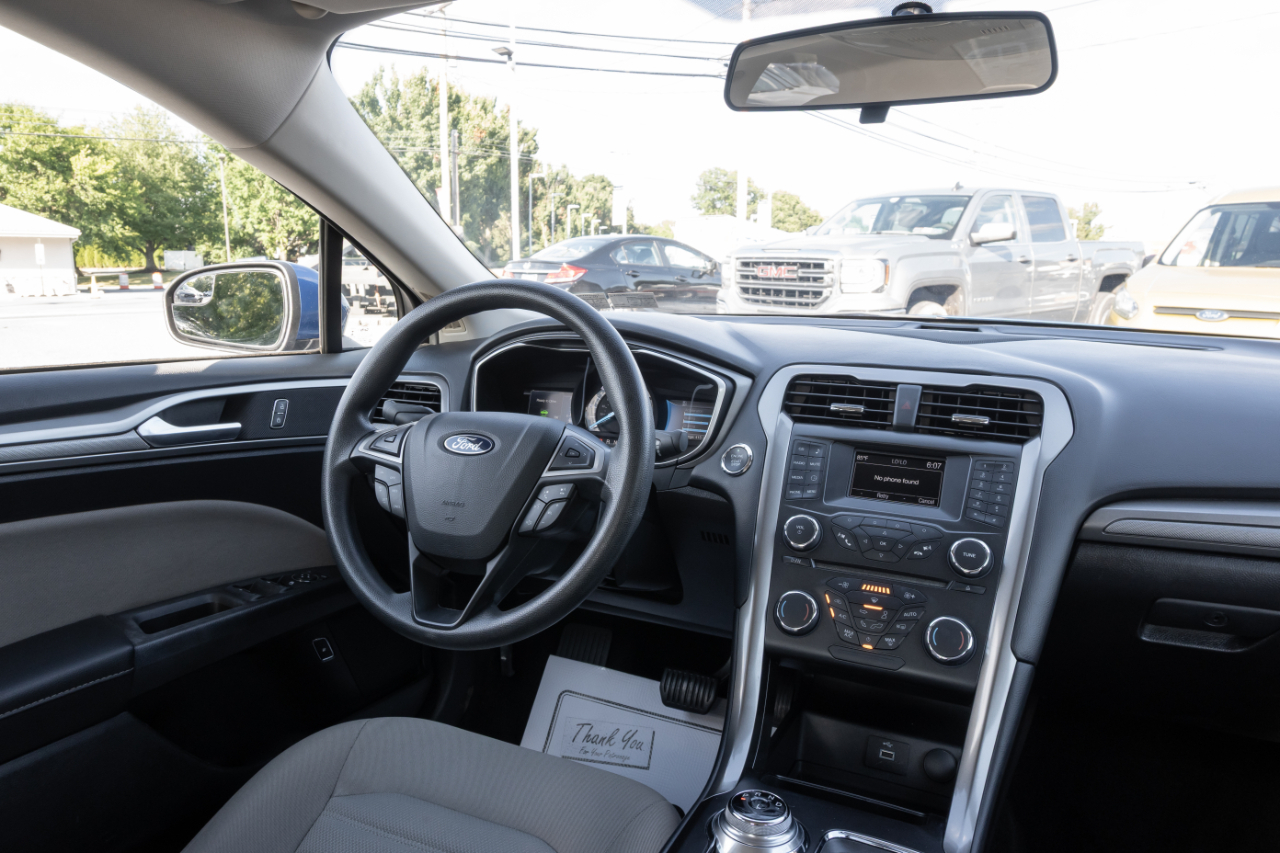 Ford Fusion Hybrid S FWD 2018