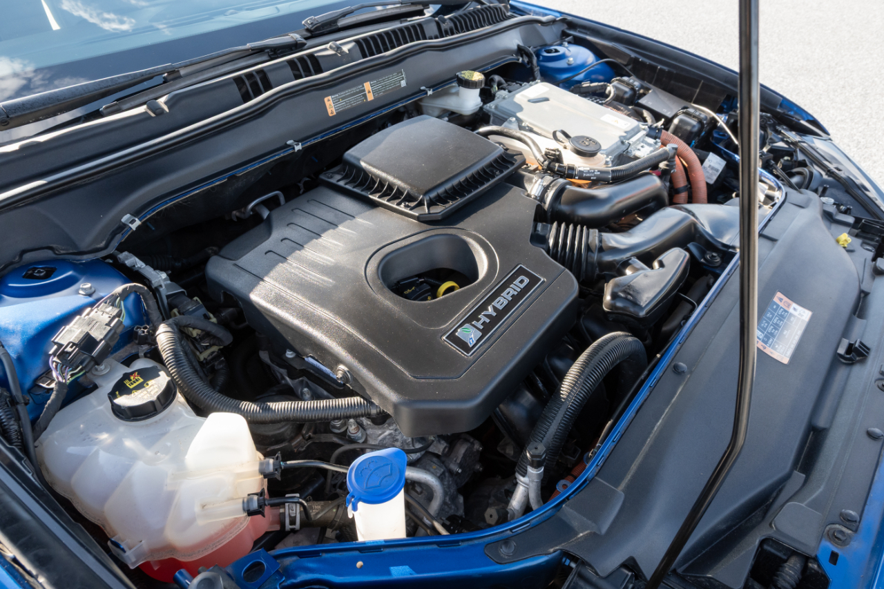 Ford Fusion Hybrid S FWD 2018