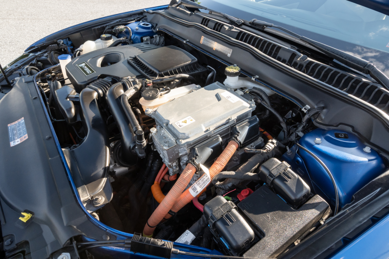 Ford Fusion Hybrid S FWD 2018