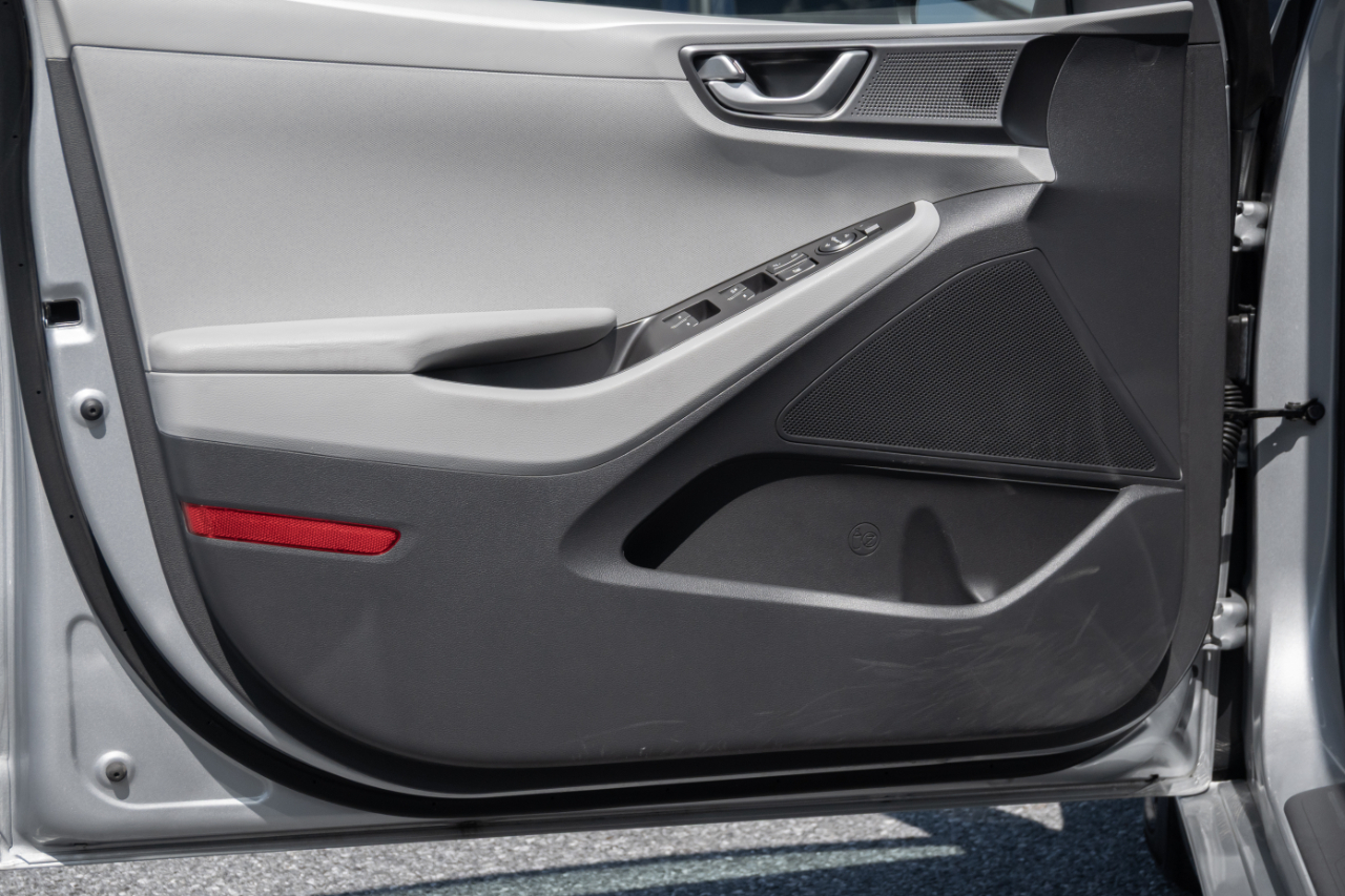 Hyundai Ioniq Hybrid Blue Hatchback 2020