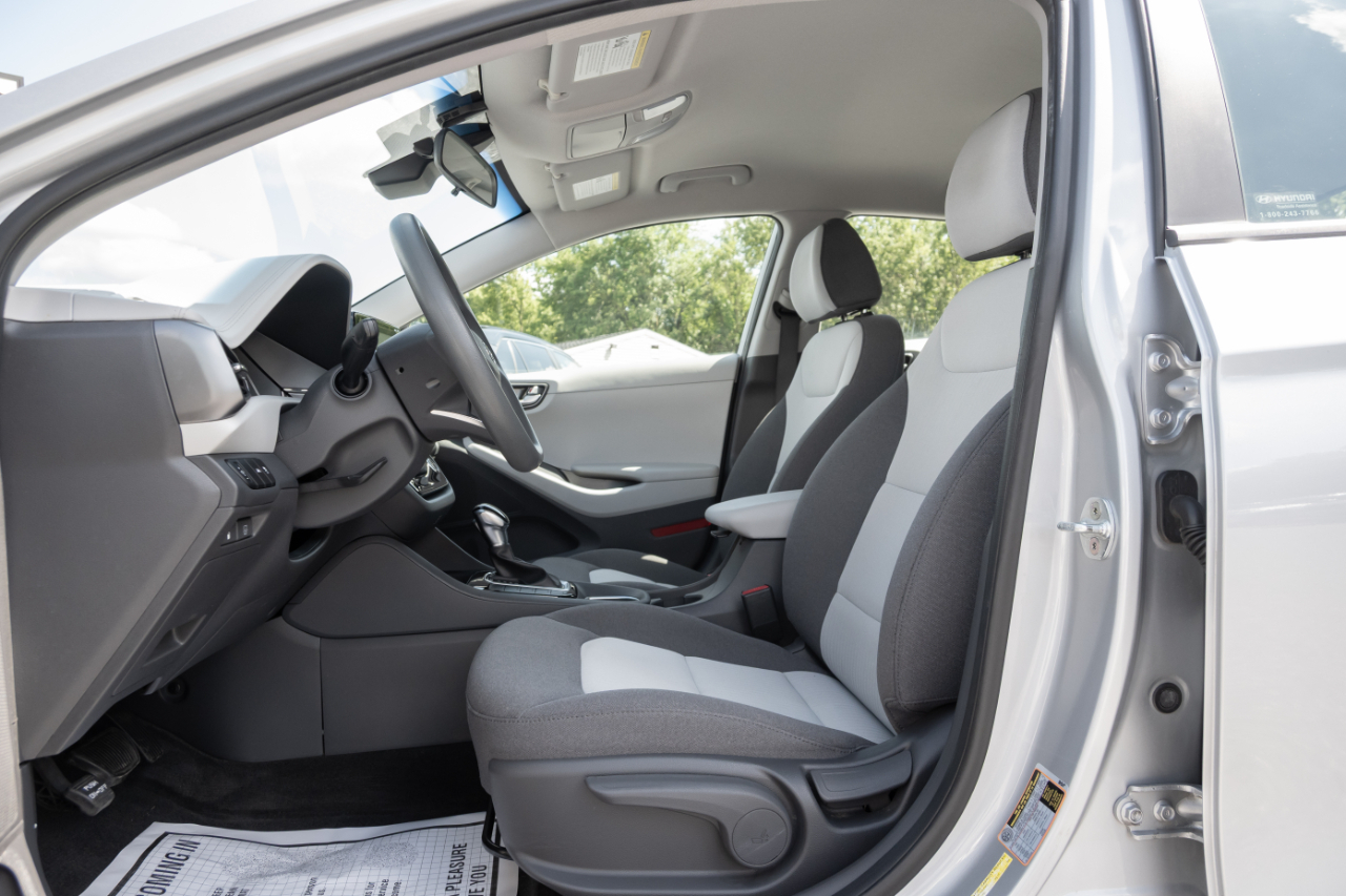 Hyundai Ioniq Hybrid Blue Hatchback 2020