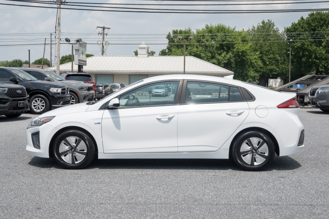 Hyundai Ioniq Hybrid Blue Hatchback 2020