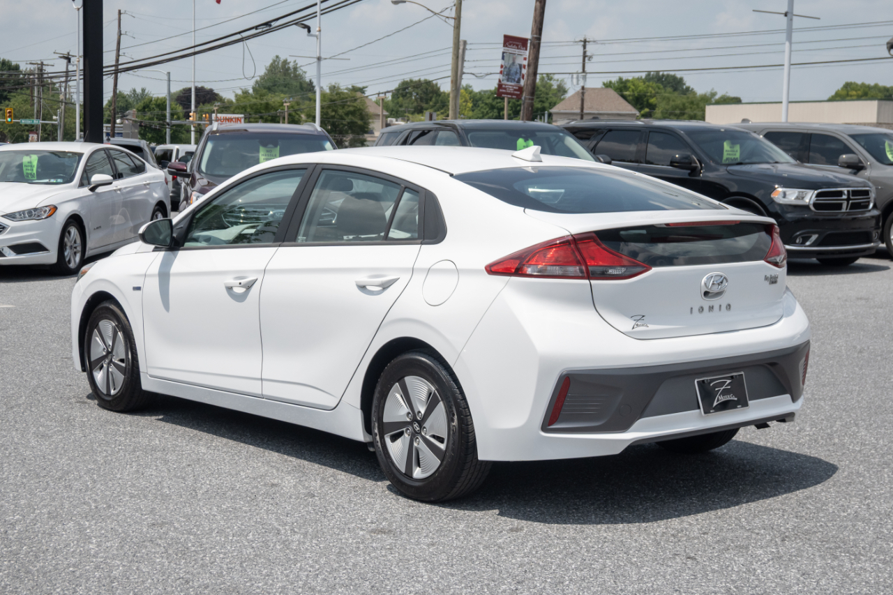 Hyundai Ioniq Hybrid Blue Hatchback 2020