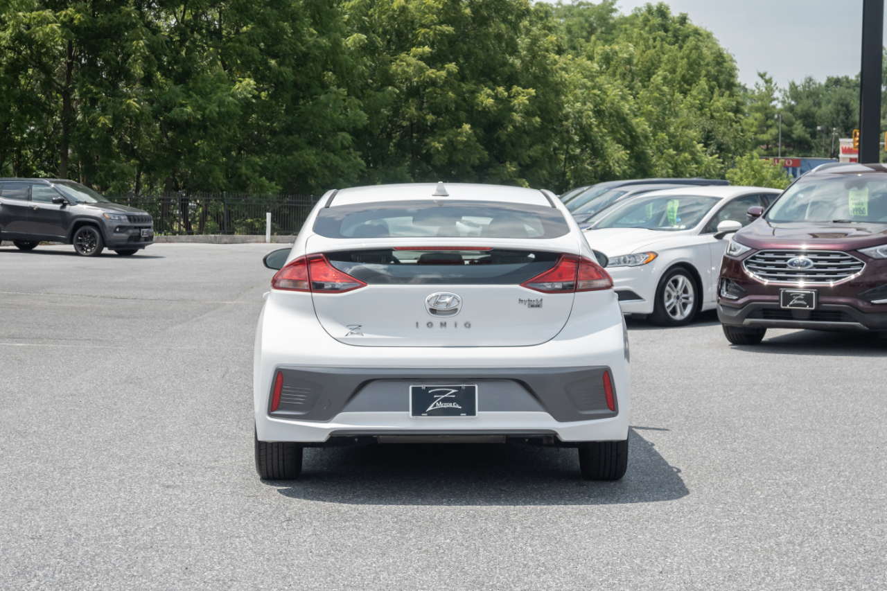 Hyundai Ioniq Hybrid Blue Hatchback 2020