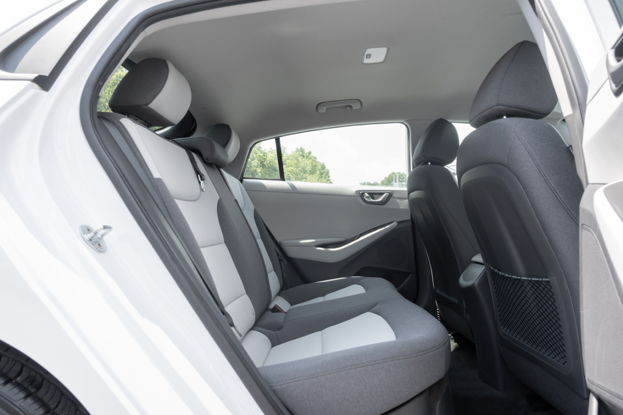 Hyundai Ioniq Hybrid Blue Hatchback 2020