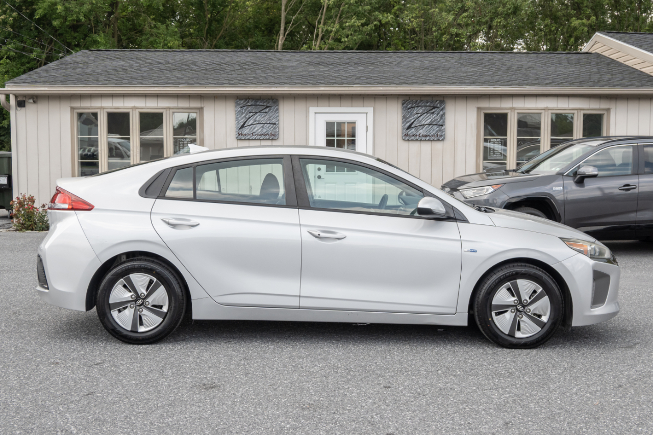 Hyundai Ioniq Hybrid Blue Hatchback 2019