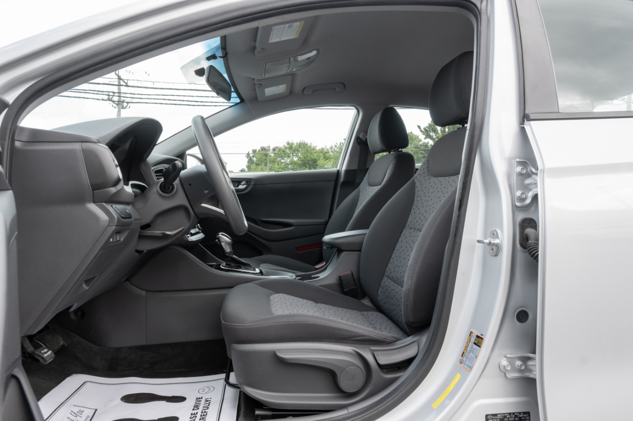Hyundai Ioniq Hybrid Blue Hatchback 2019