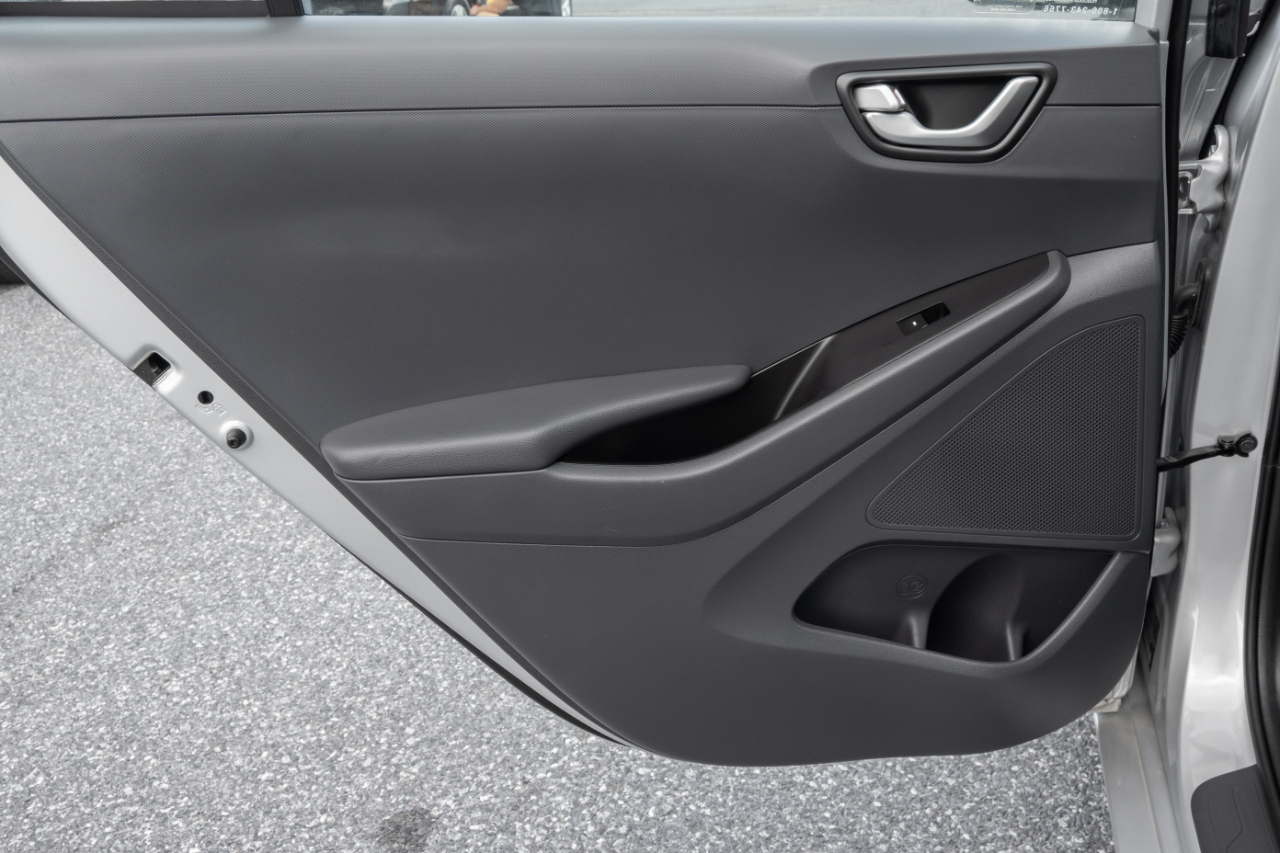 Hyundai Ioniq Hybrid Blue Hatchback 2019
