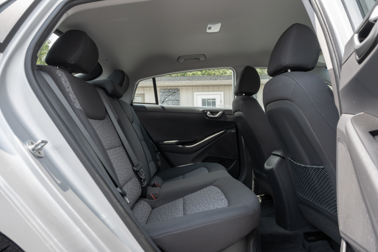 Hyundai Ioniq Hybrid Blue Hatchback 2019
