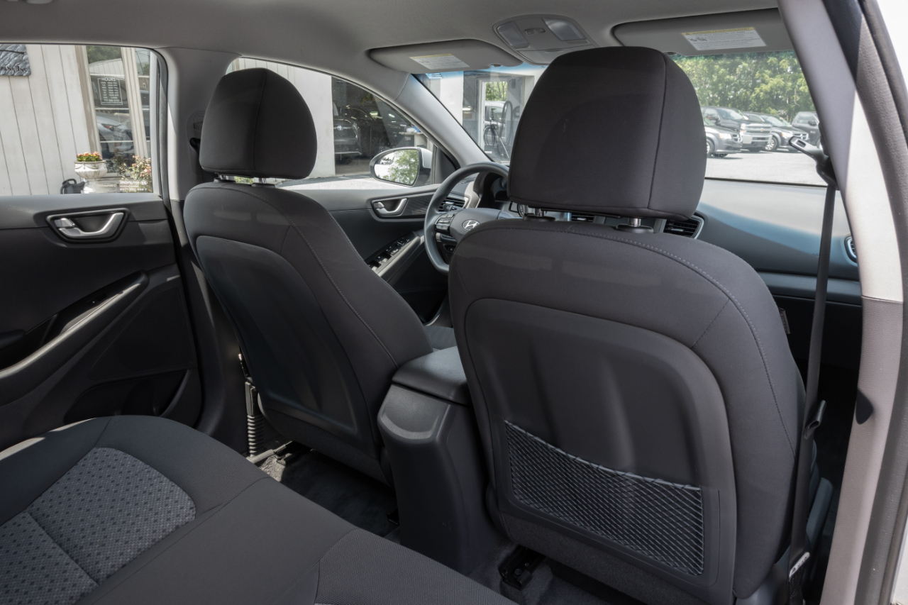 Hyundai Ioniq Hybrid Blue Hatchback 2019