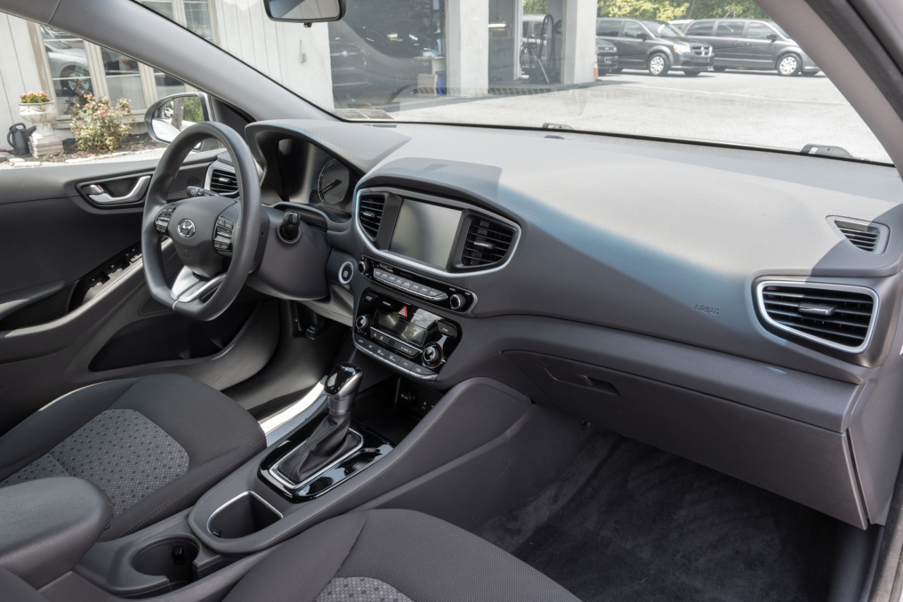 Hyundai Ioniq Hybrid Blue Hatchback 2019