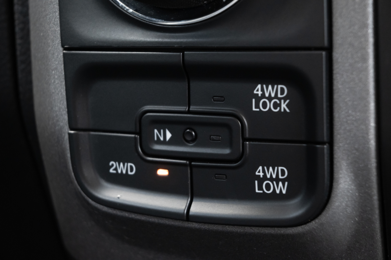 RAM 1500 Tradesman 4x4 Crew Cab 5'7" Box 2018