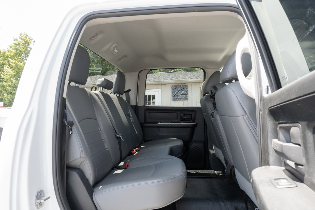 RAM 1500 Tradesman 4x4 Crew Cab 5'7" Box 2018