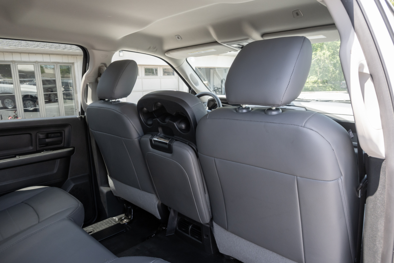 RAM 1500 Tradesman 4x4 Crew Cab 5'7" Box 2018