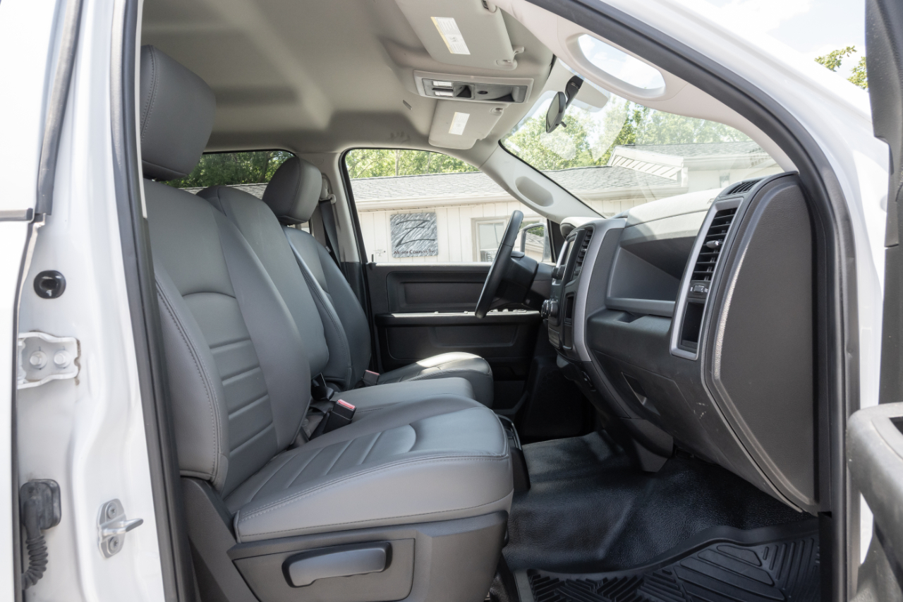 RAM 1500 Tradesman 4x4 Crew Cab 5'7" Box 2018