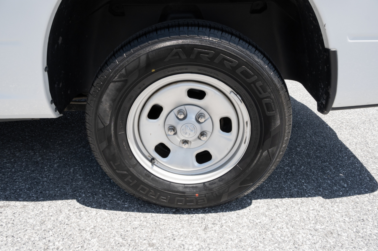 RAM 1500 Tradesman 4x4 Crew Cab 5'7" Box 2018