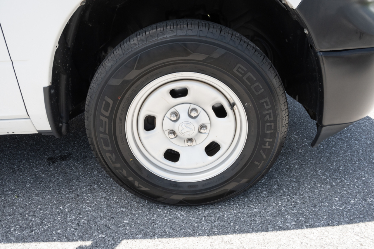 RAM 1500 Tradesman 4x4 Crew Cab 5'7" Box 2018