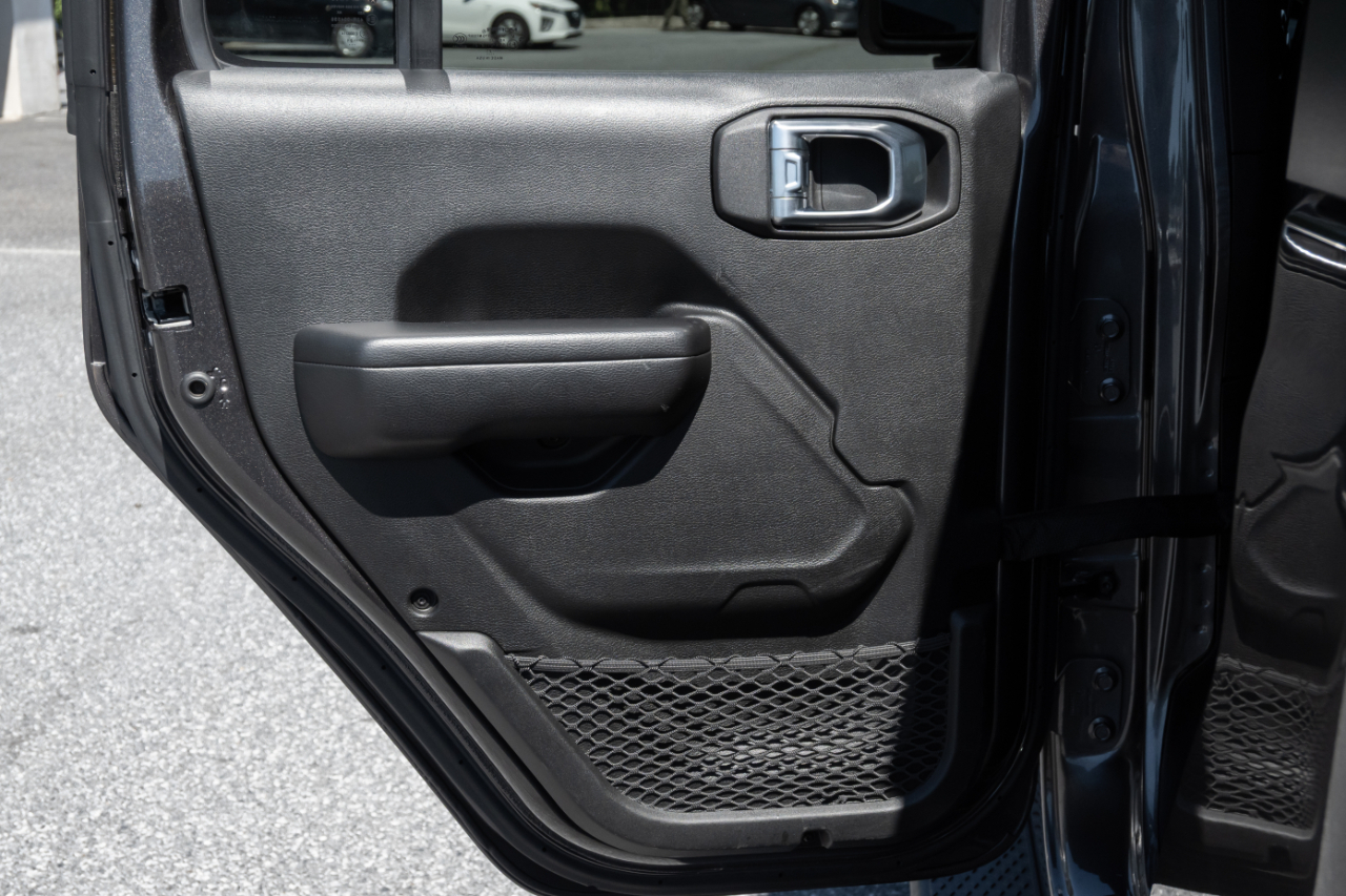 Jeep Gladiator Willys 4x4 2021