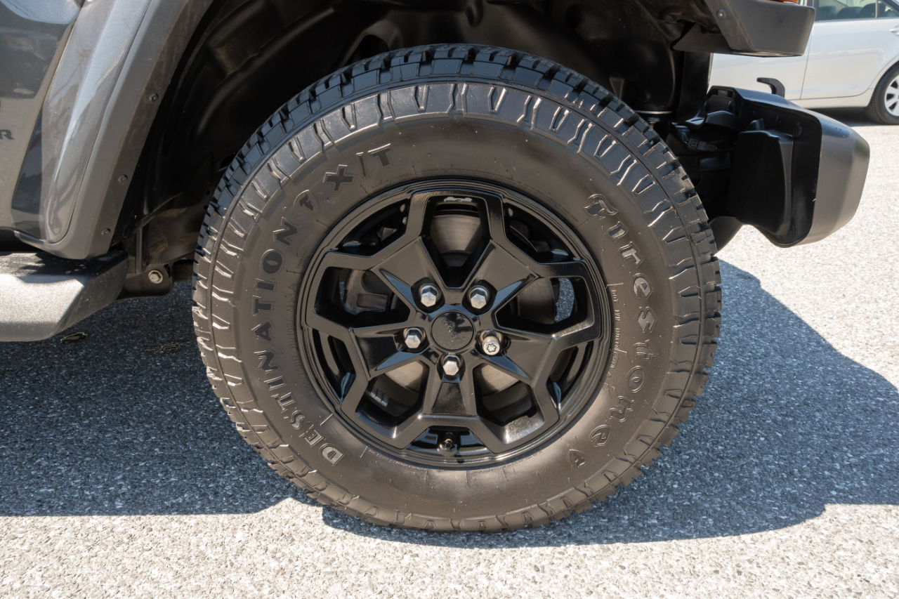 Jeep Gladiator Willys 4x4 2021