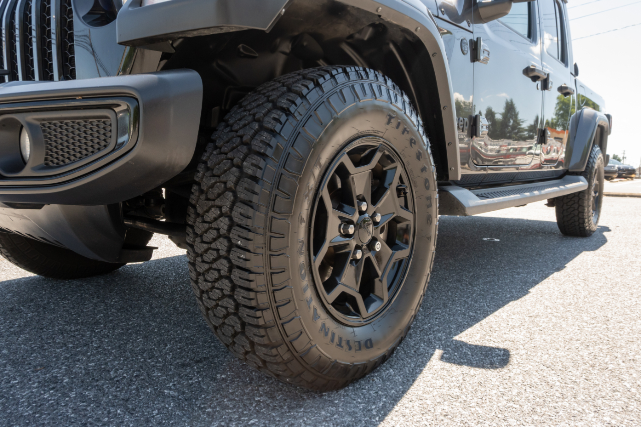 Jeep Gladiator Willys 4x4 2021