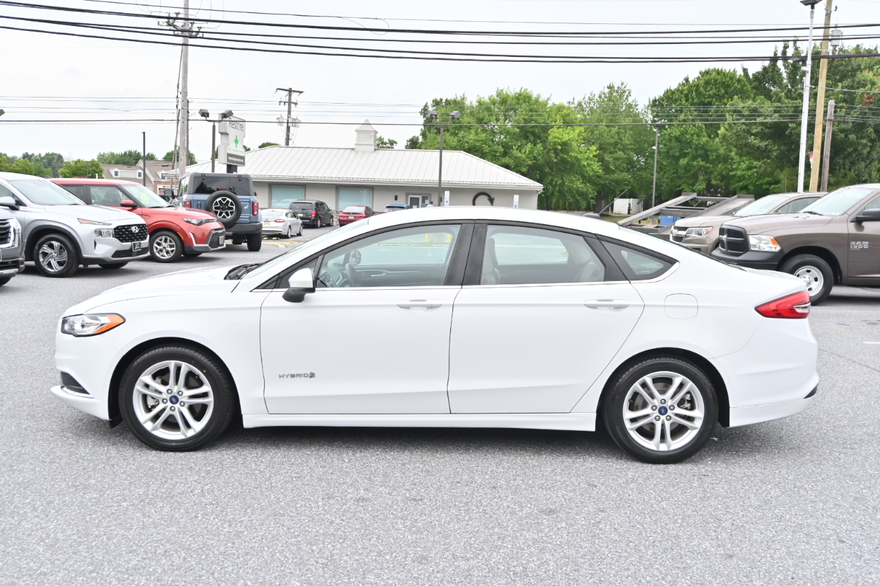 Ford Fusion Hybrid S FWD 2018