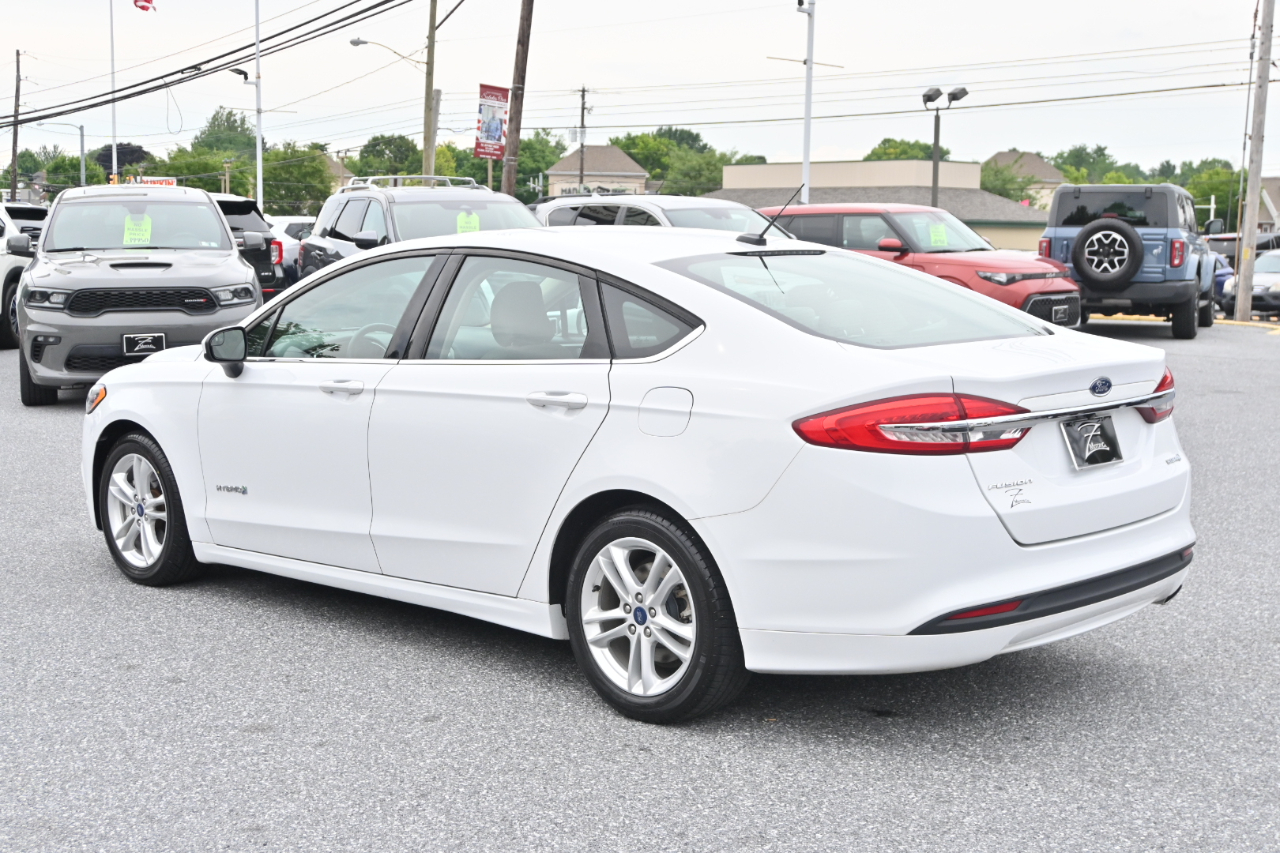 Ford Fusion Hybrid S FWD 2018
