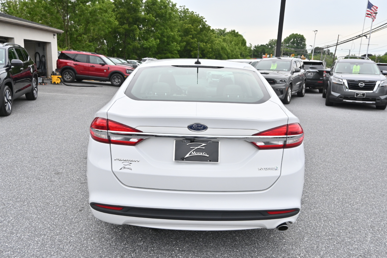 Ford Fusion Hybrid S FWD 2018